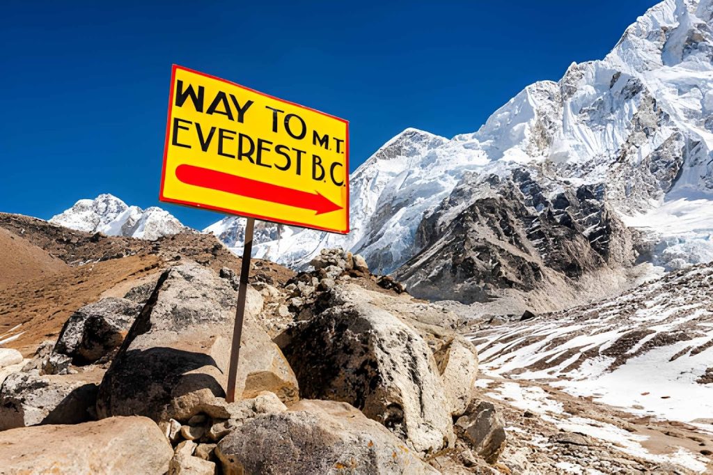 everest-base-camp-trek-sign-post